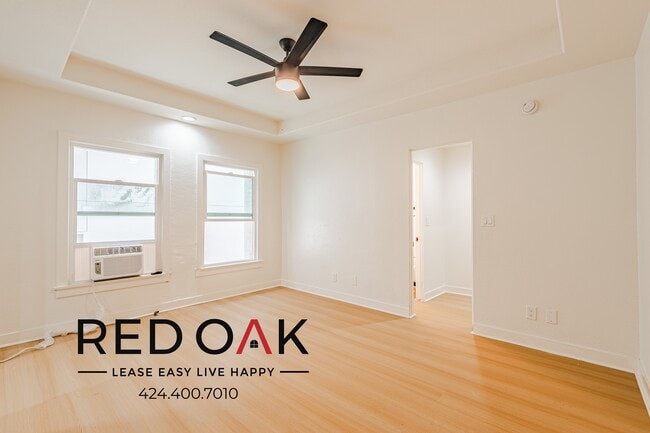 Photo - 901 S Ardmore Ave Unit 206