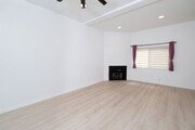 Photo - BEAUTIFUL 4 Bed 3 Bath unit