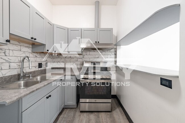 Photo - 942 S Gerhart Ave Unit #A