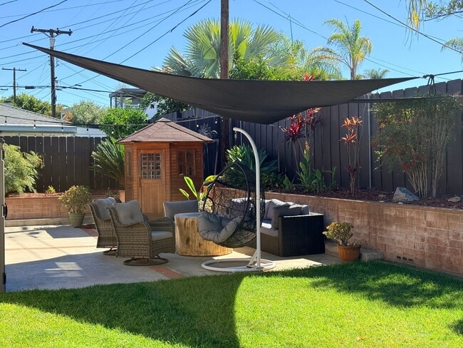 Building Photo - Upgraded Single Family Home in Allied Gard...