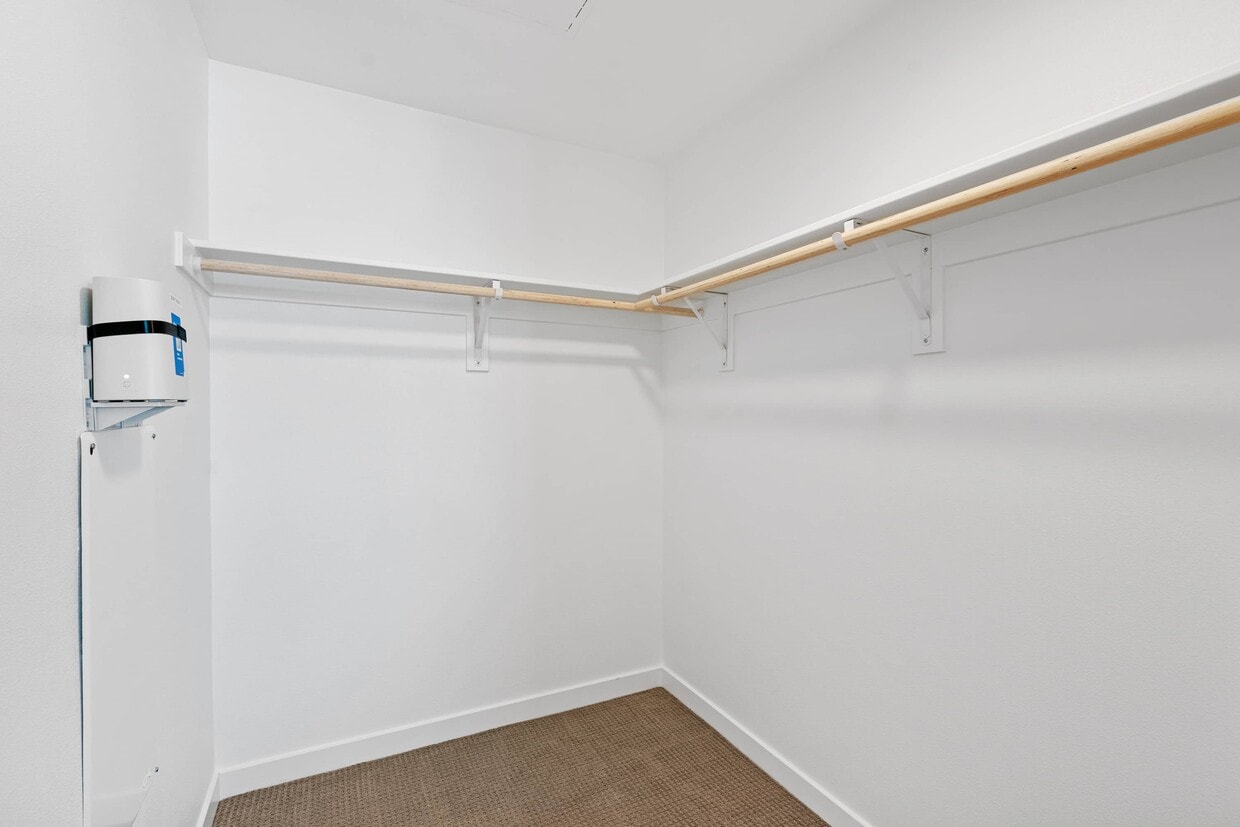 Floor Plan - 3Bd Loft, 1747sqft