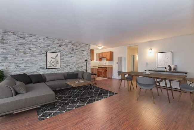 Living Room - 4311 Coldwater Canyon Ave Unit 4