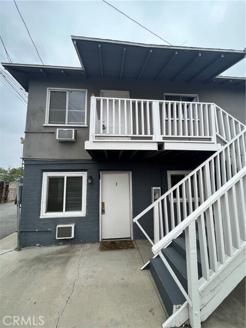 Building Photo - 3447 4th St Unit 5