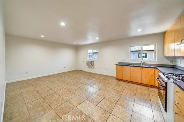 Photo - 6735 Elmer Ave Unit 12