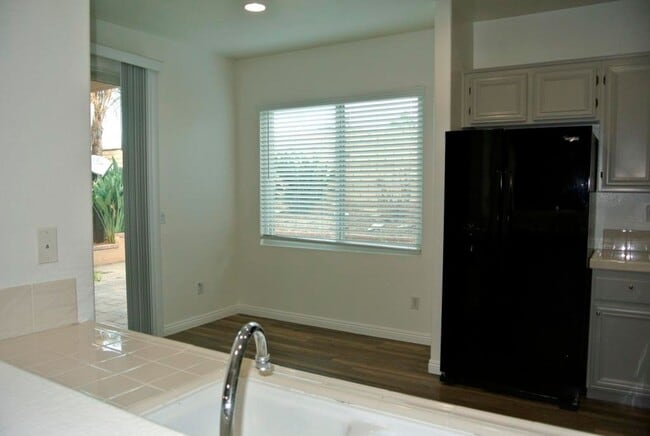 Photo - 4Bed/2.5Bath Home in the Brisbane complex~ Brisbane