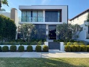 Photo - 213 S La Peer Dr House