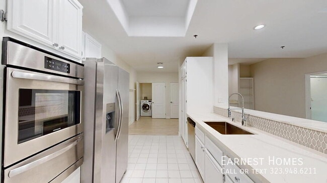 Photo - 4348 Mammoth Ave Unit 303