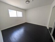Photo - 753 N Hudson Ave Apartment Unit 5