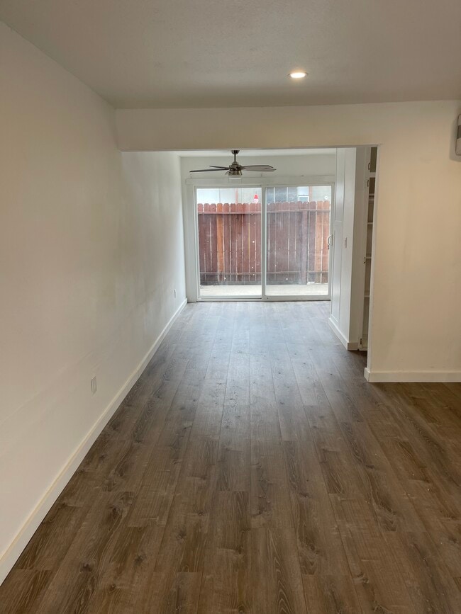 Photo - 1331 N San Gabriel Ave