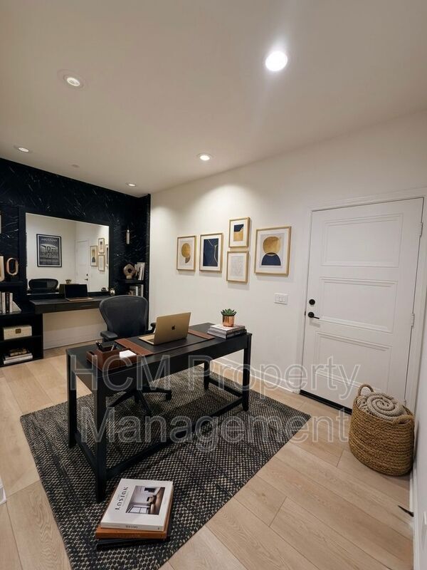 Photo - 142 Lantana Dr