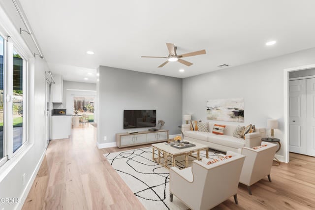 Photo - 634 Hillcrest Dr