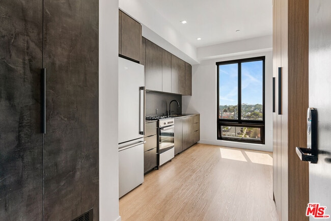 Photo - 10700 Tabor St Unit 306