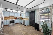 Photo - 712 Ave R-8