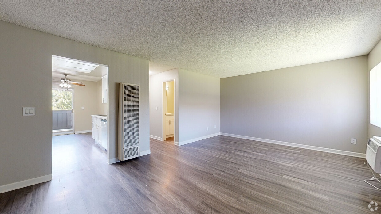 3D Tour - San Dimas Village