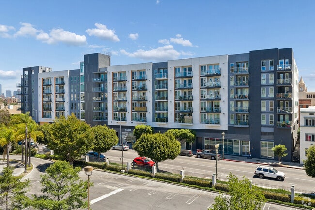 Building Photo - NEXEN