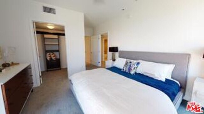 Photo - 3425 W Olive Ave Unit 205