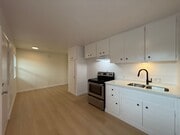 Photo - 15634 Leadwell St Unit 6