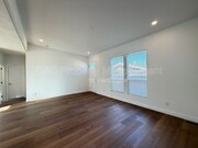 Photo - 759 W Chase Ave