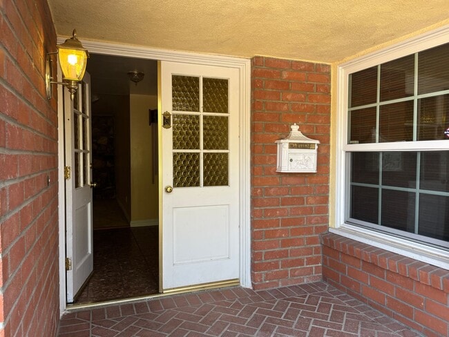 Photo - 3-bedroom 2-bathroom House for Rent in Riverside