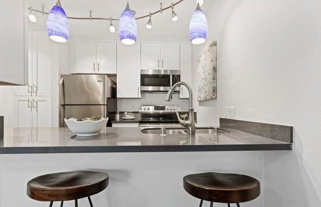 Photo - 615 Vine St Unit 28