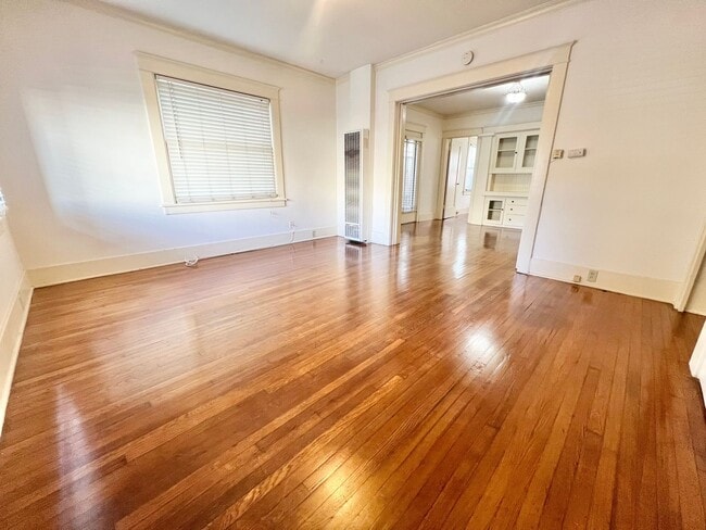 Photo - Lower Level 1 Bedroom with Den/Office in Alamitos Beach Apartment Unit 1224 E 1st St