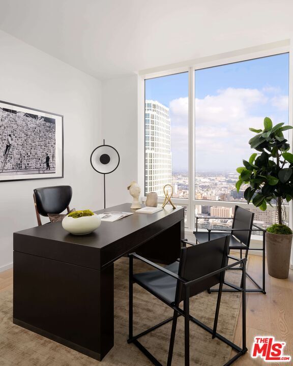 Photo - 1000 W 8th St Unit 5710