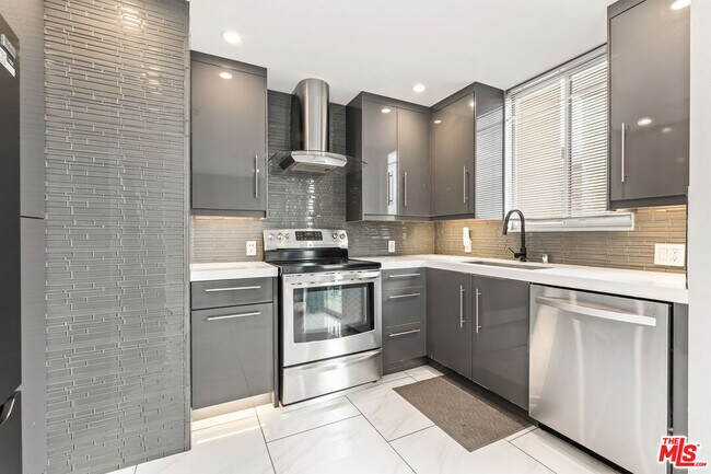 Photo - 10747 Wilshire Blvd Unit 1103