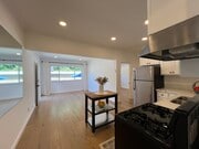 Private Home & Parking - 4014 Higuera St Unit A