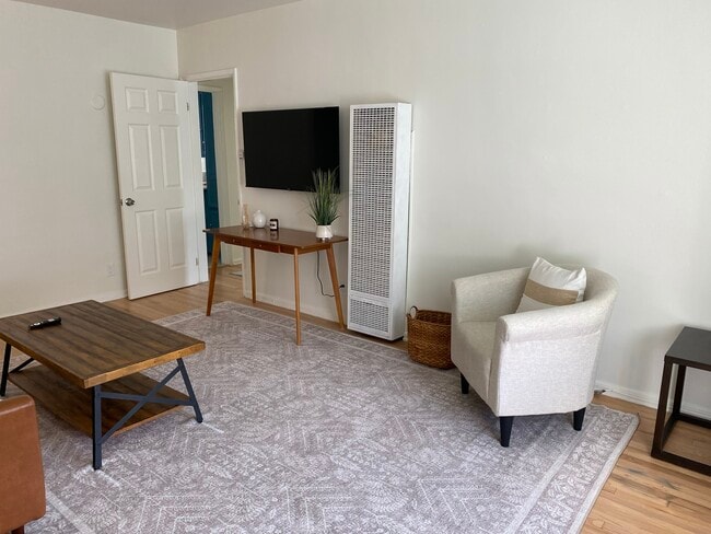 Photo - 14526 Dickens St Unit 14530.5