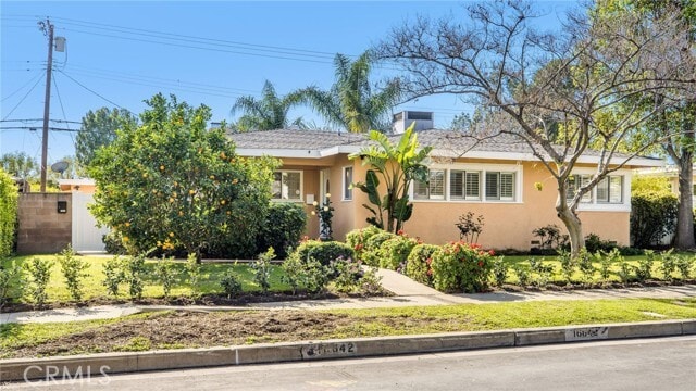 Photo - 16642 Los Alimos St