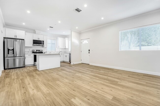 Photo - All solar new construction 3/3 house