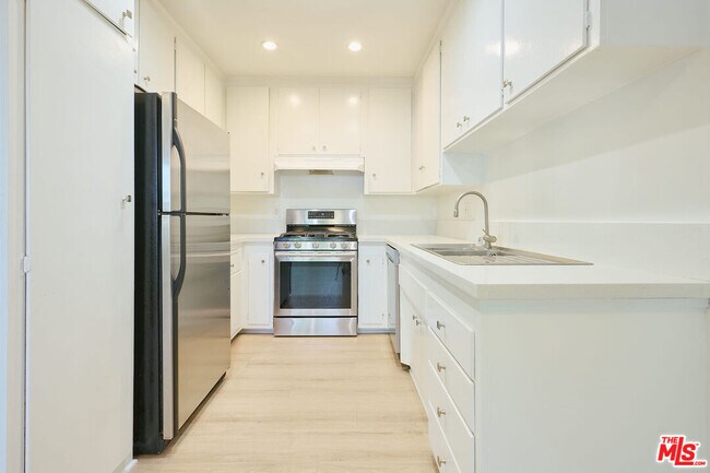 Photo - 7712 Pso Del Rey Unit 1