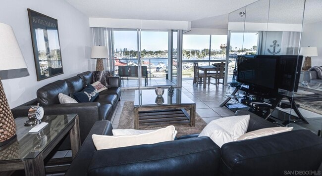 Photo - 1710 Avenida Del Mundo Unit 207