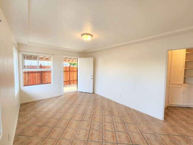 Photo - 1bd/1ba Apt with Private Patio, Near Navy ... Unit 09