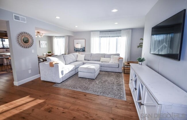 Photo - 845 E Ave Unit E