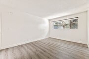 Photo - 10535 Lindley Avenue