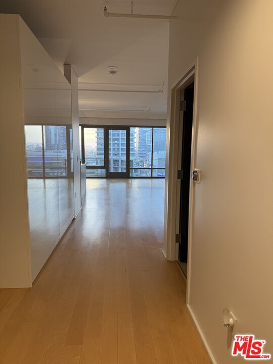 Photo - 1100 S Hope St Condo Unit 1212