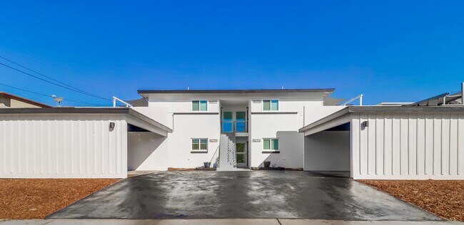 Photo - Hurlbut Unit 8656