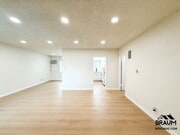 Photo - 13129 Oxnard St Apartment Unit 19