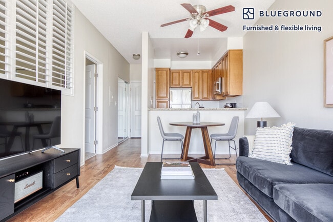 Photo - 11265 Morrison St Unit FL3-ID518