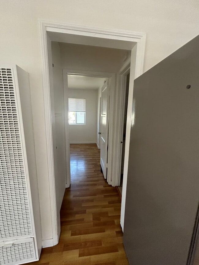 Photo - 1130 Palm Ave Unit B