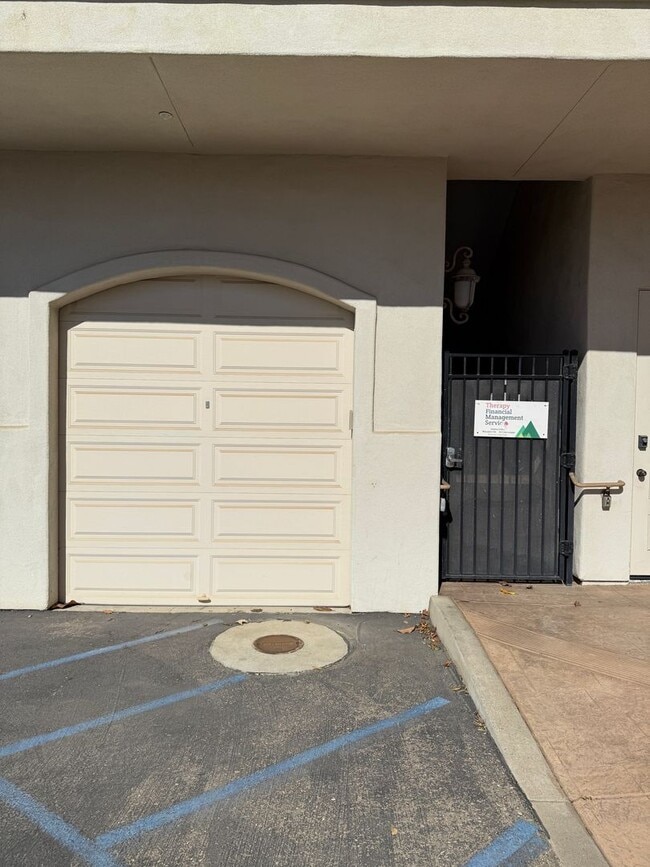 Photo - B11110E Unit 211