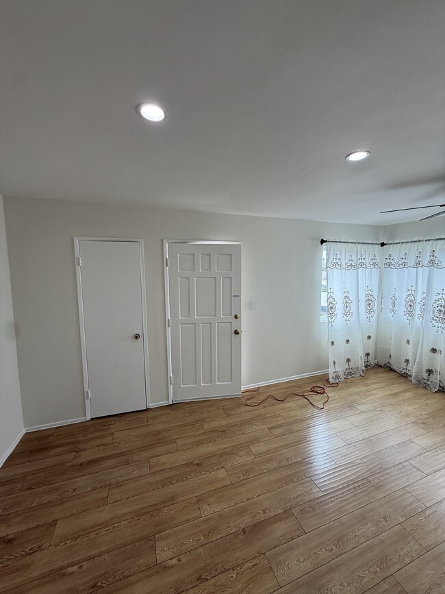 Living Room 2 - 1350 Torrance Blvd Unit D