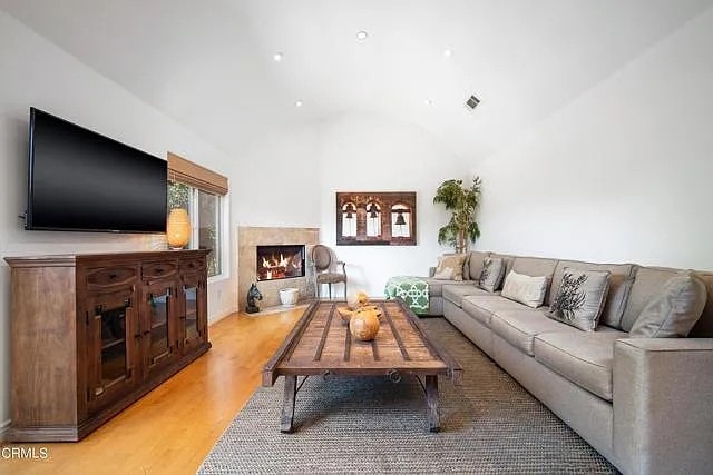 Photo - 748 N La Jolla Ave Unit 748)