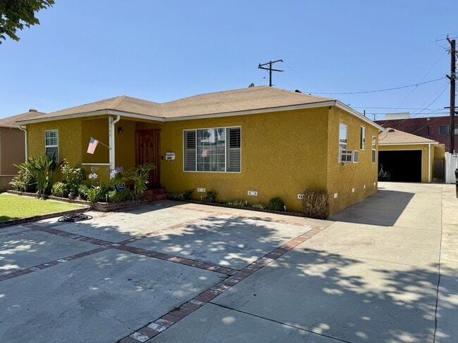 Photo - 9548 Claymore St