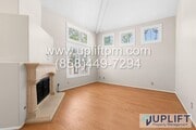 Photo - 2-BEDROOM / 2-BATHROOM TOWN HOME W/ 2-CAR ...