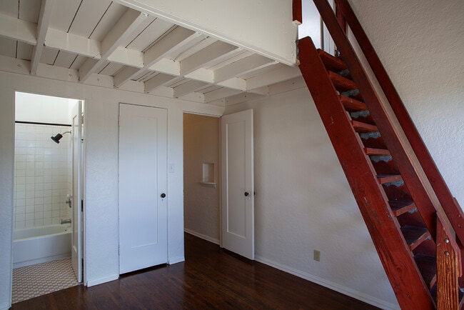 Photo - 1548 Cerro Gordo St