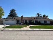Photo - 1090 Foxenwood Dr