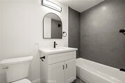 Photo - 1324 S Oakhaven Dr Apartments Unit B