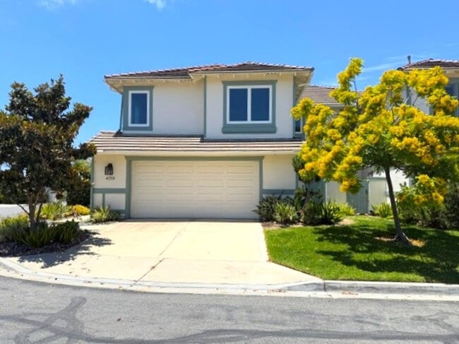 Building Photo - Refined Coastal Living in One of Carlsbad’s Most Exclusive Communities